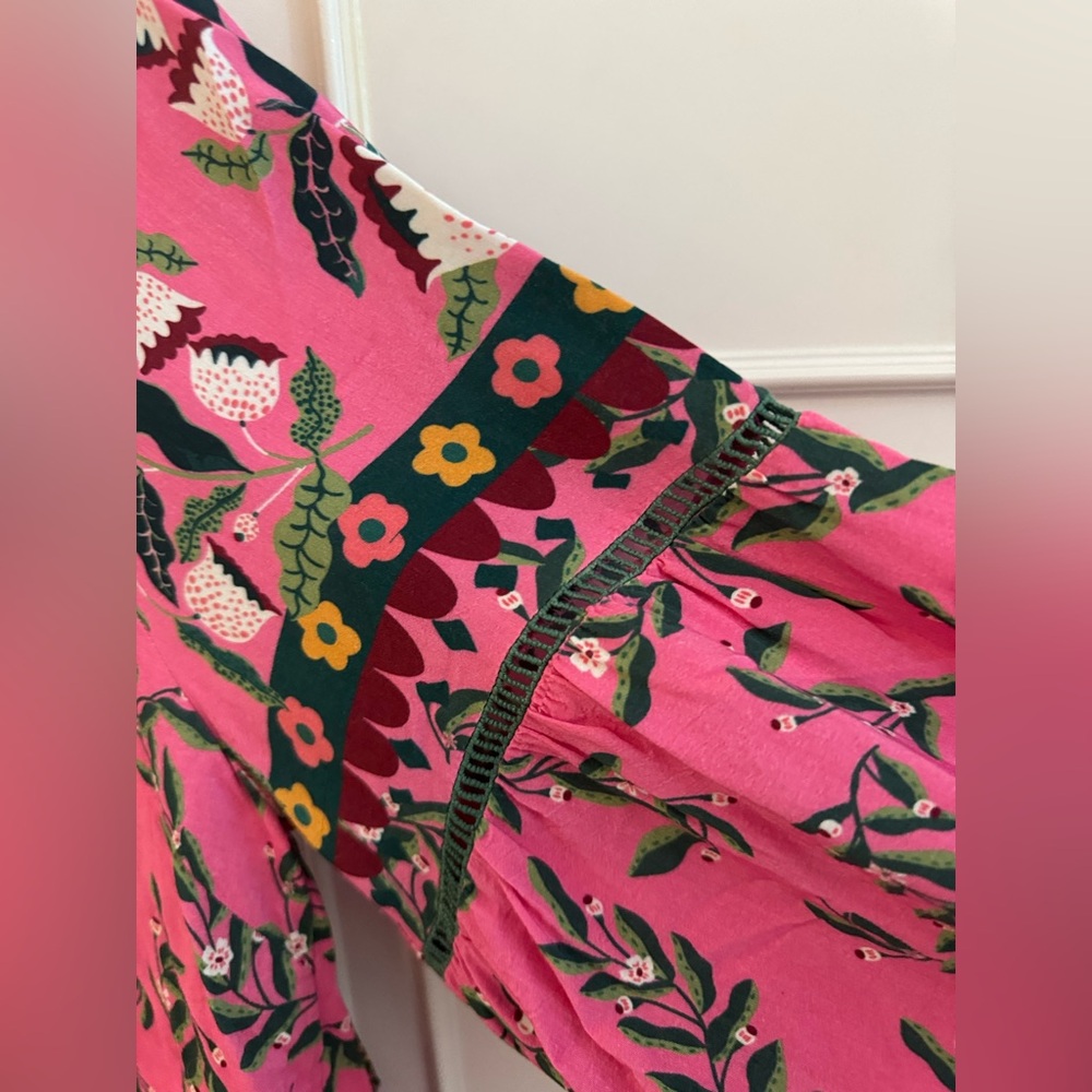 Emily Lovelock Pink Floral Women's Blouse - Picture 2 of 5
